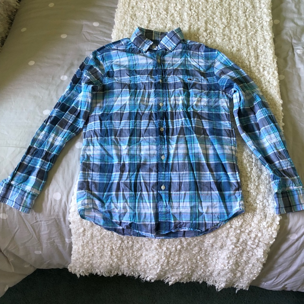 Men’s vineyard vines shirt